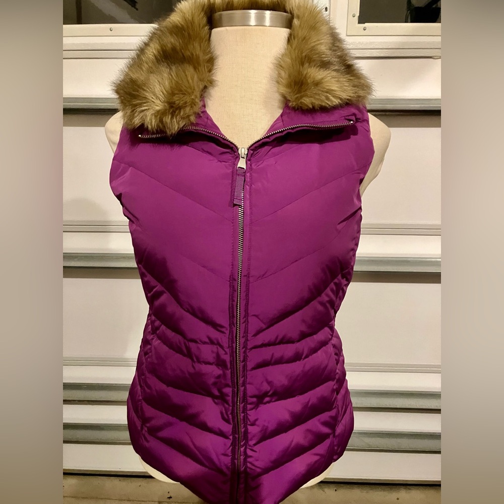 Talbots Faux Fur Collar Puffer Vest